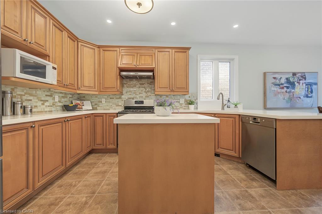 3368 Raspberry Bush Trail Property Photo 7