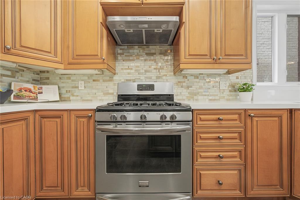3368 Raspberry Bush Trail Property Photo 8