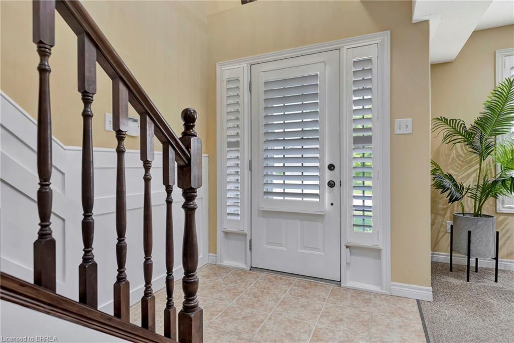10 Stratford Terrace Property Photo 3