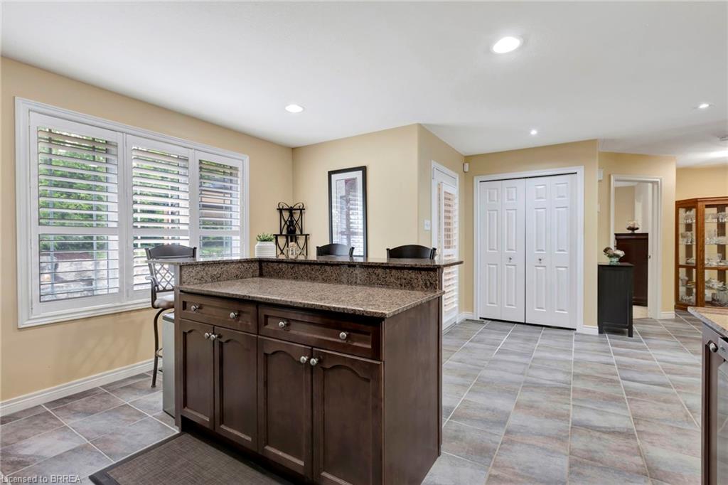 10 Stratford Terrace Property Photo 9