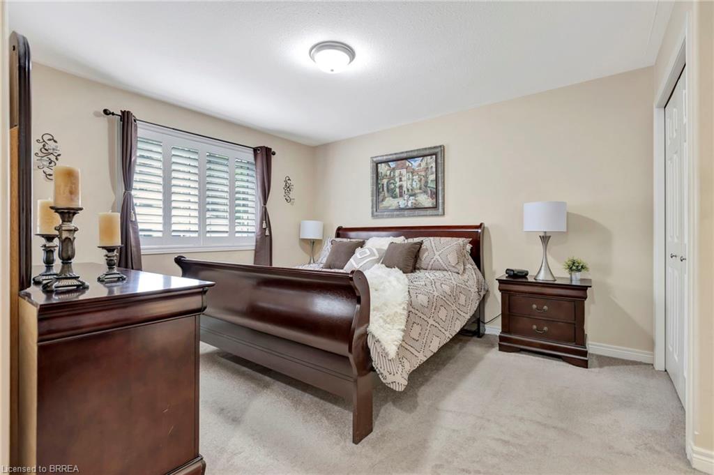 10 Stratford Terrace Property Photo 10