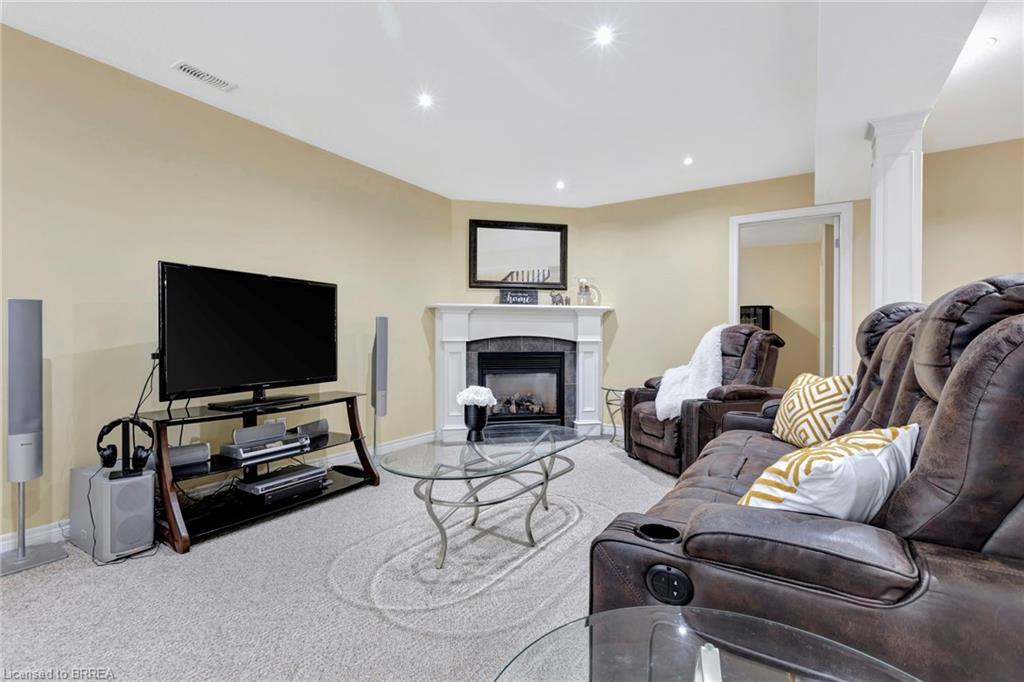10 Stratford Terrace Property Photo 15