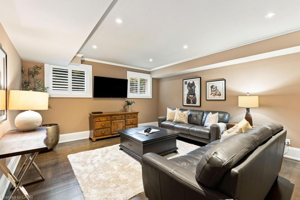 253 Rossmore Boulevard Property Photo 39