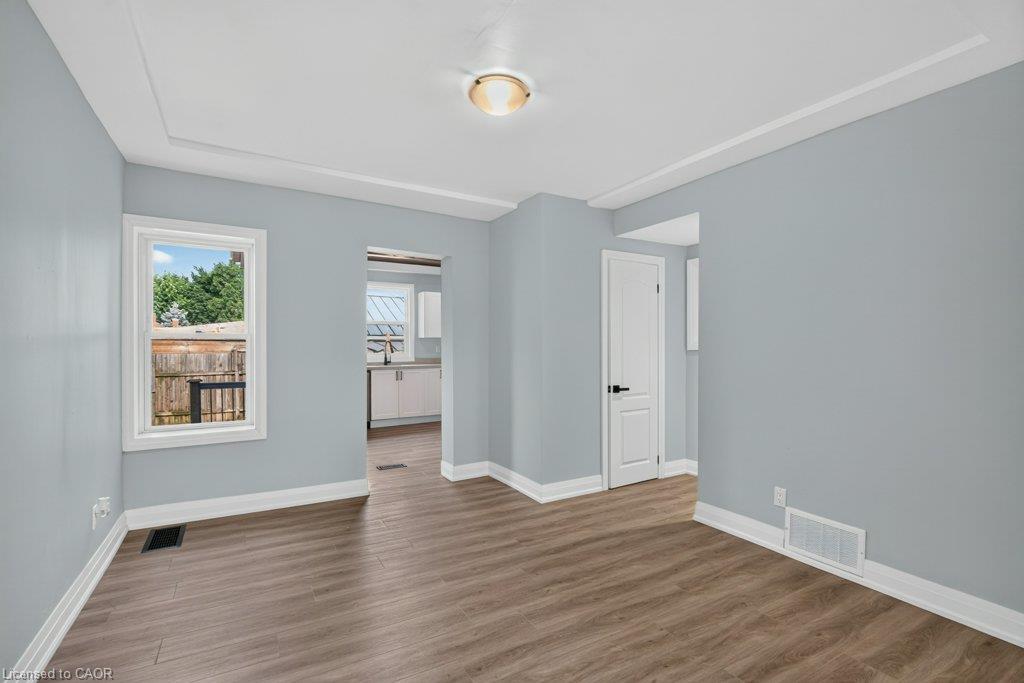 149 Lottridge Street Property Photo 8