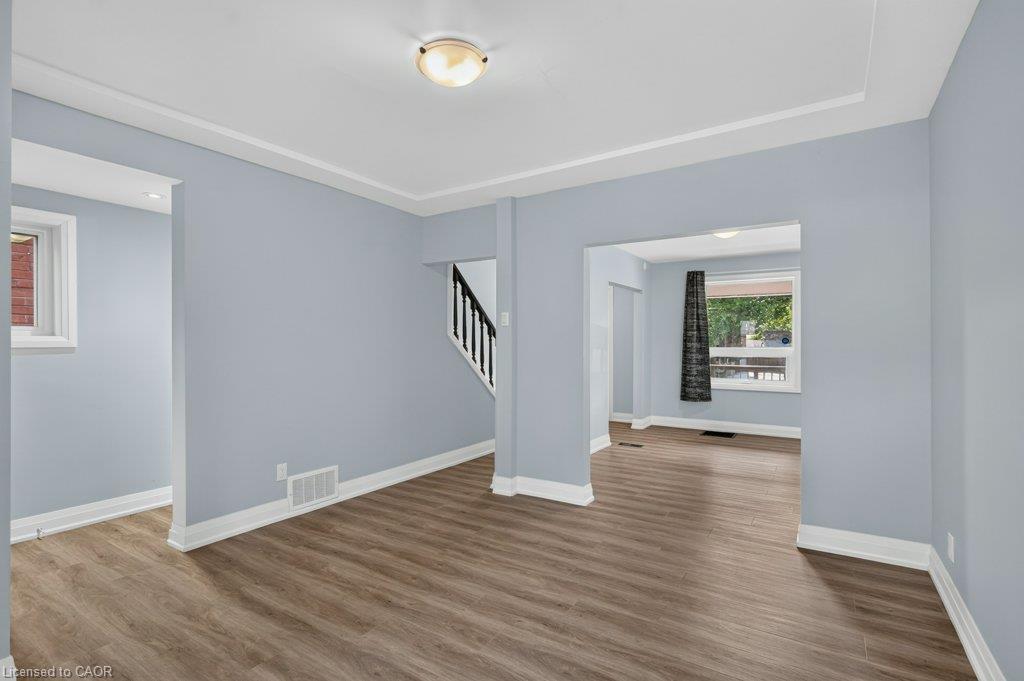 149 Lottridge Street Property Photo 9