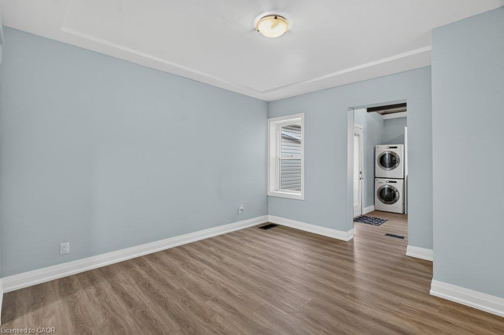 149 Lottridge Street Property Photo 11
