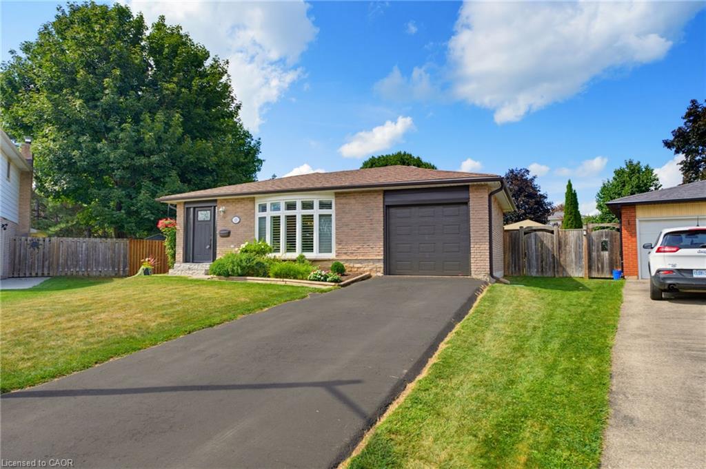 20 Clover Court Property Photo 1