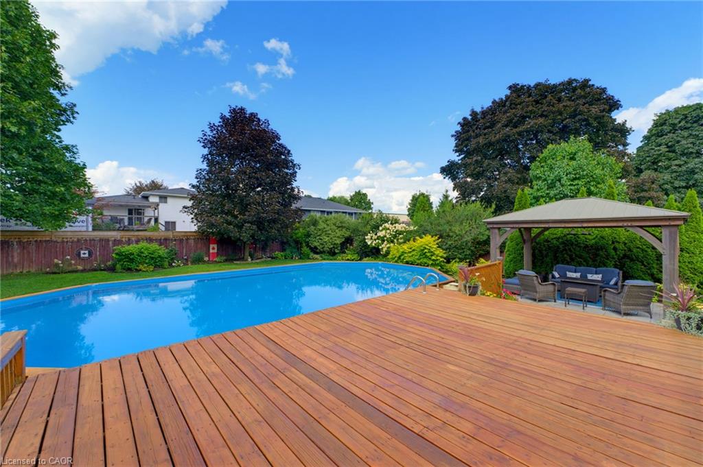 20 Clover Court Property Photo 41