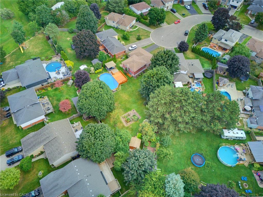 20 Clover Court Property Photo 47