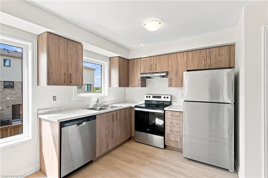 19a Bingham Road Property Photo 4
