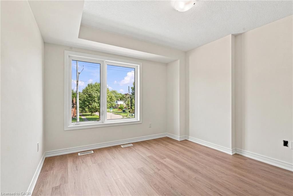 19a Bingham Road Property Photo 8