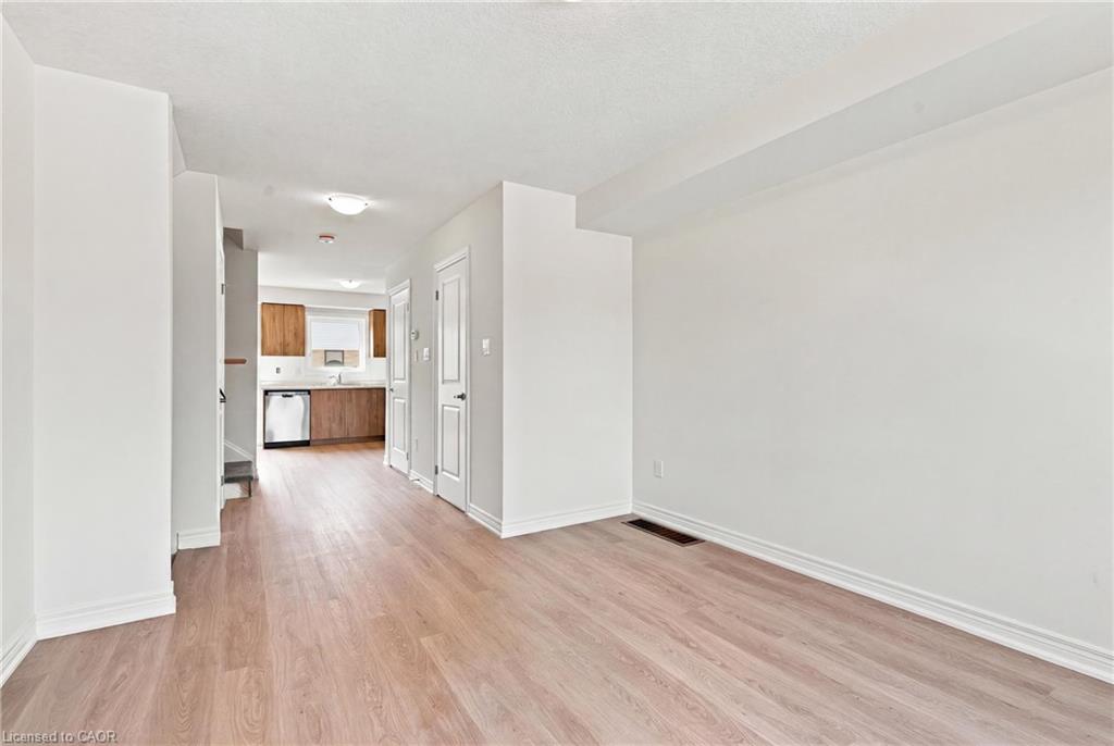19a Bingham Road Property Photo 9