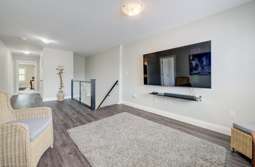924 Chapel Hill Court Property Photo 19