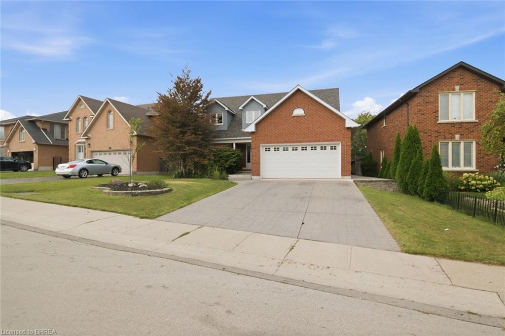 92 National Drive Property Photo 1