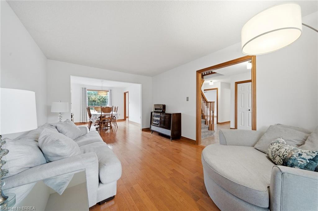 92 National Drive Property Photo 12