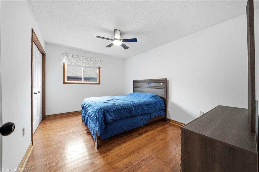 92 National Drive Property Photo 25