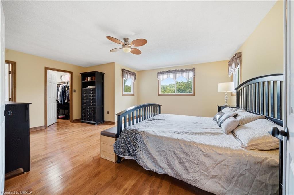 92 National Drive Property Photo 27