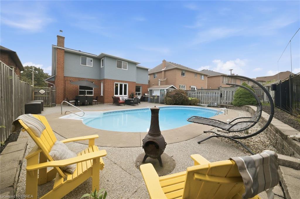 92 National Drive Property Photo 39