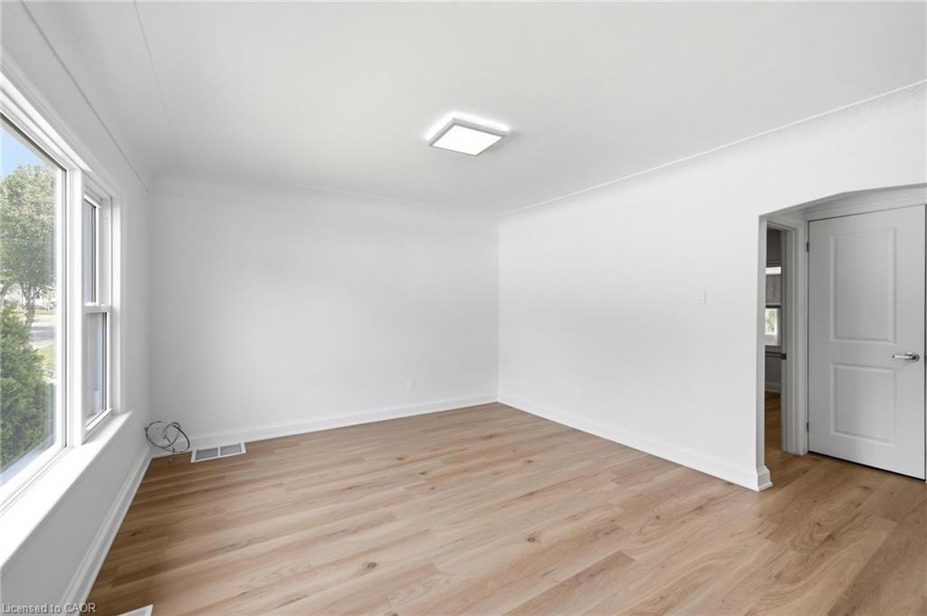 22 David Avenue Property Photo 5