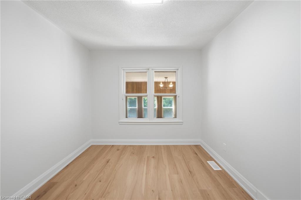 22 David Avenue Property Photo 8