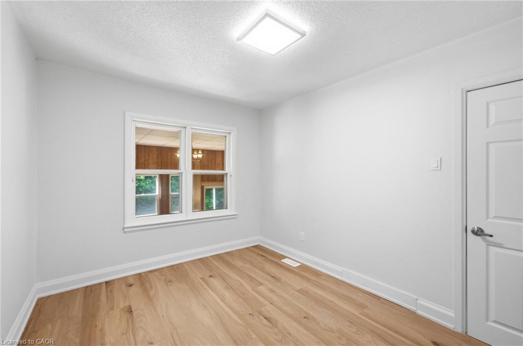22 David Avenue Property Photo 10