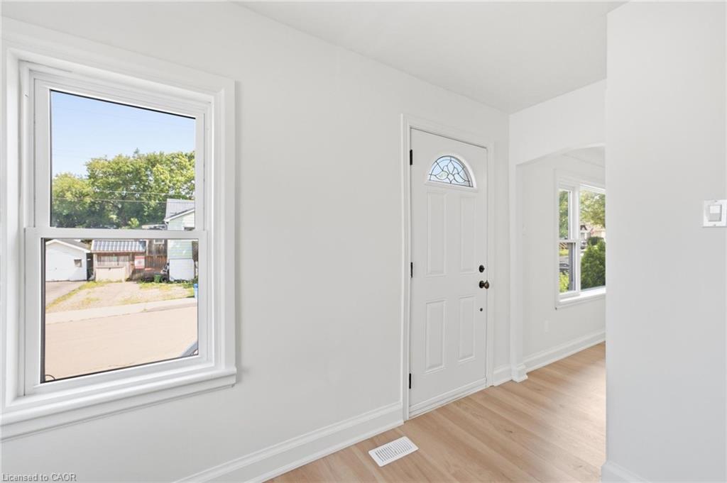 22 David Avenue Property Photo 13