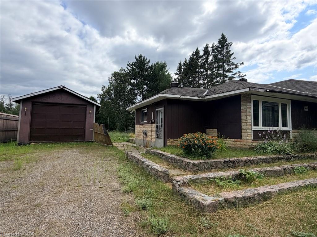 63 Larchmount Drive Property Photo 3