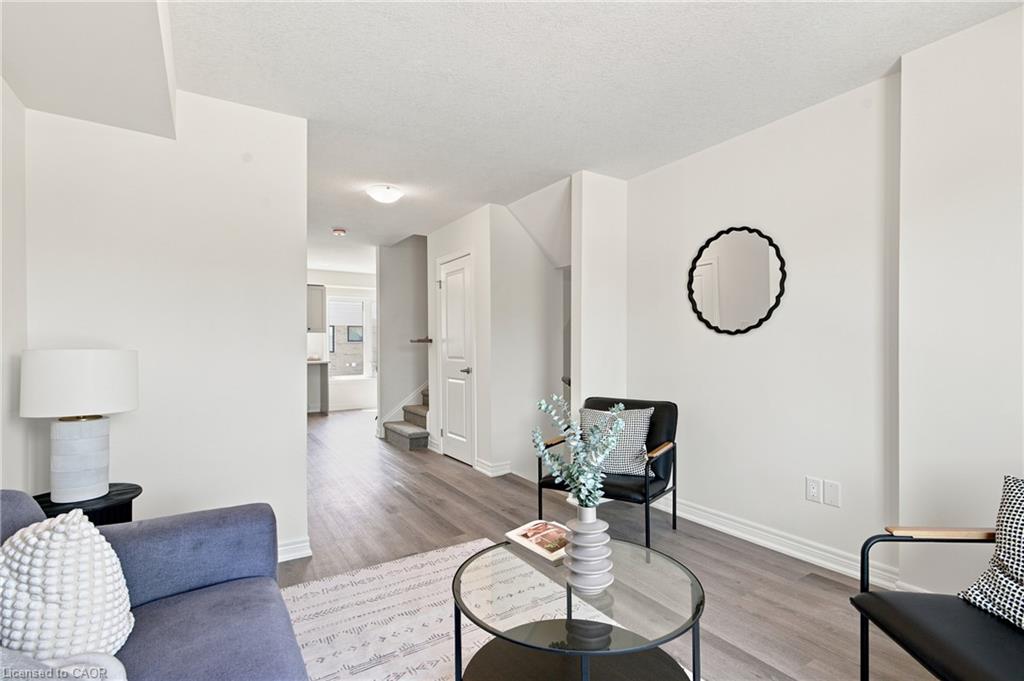 17b Bingham Road Property Photo 6