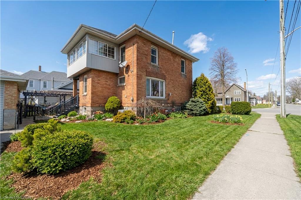 110 Lacroix Street Property Photo 3