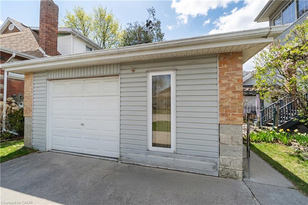 110 Lacroix Street Property Photo 19