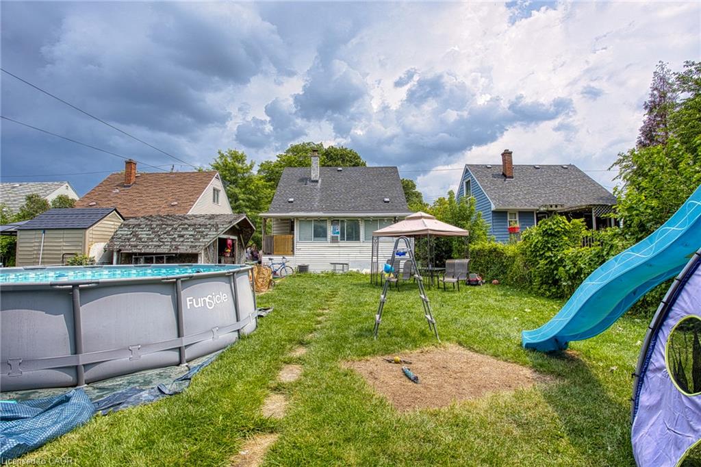 139 Glassco Avenue N Property Photo 15
