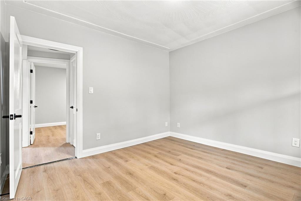 19 Lottridge Street Property Photo 14
