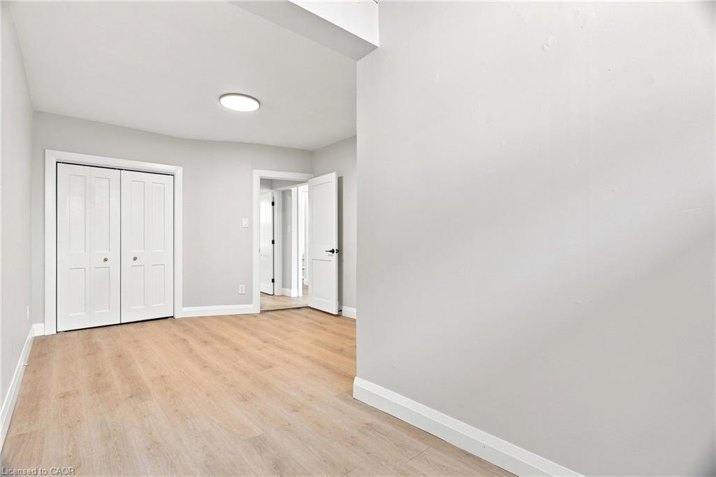 19 Lottridge Street Property Photo 17
