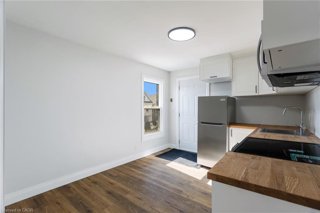 19 Lottridge Street Property Photo 21