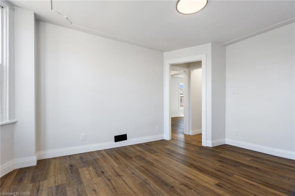 19 Lottridge Street Property Photo 26