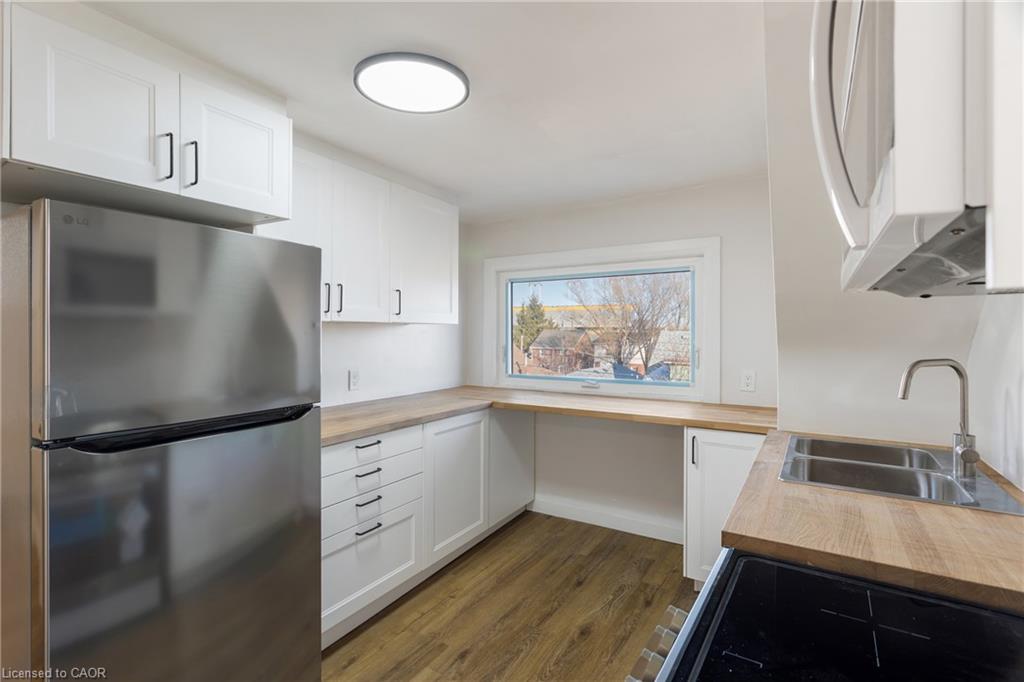 19 Lottridge Street Property Photo 39