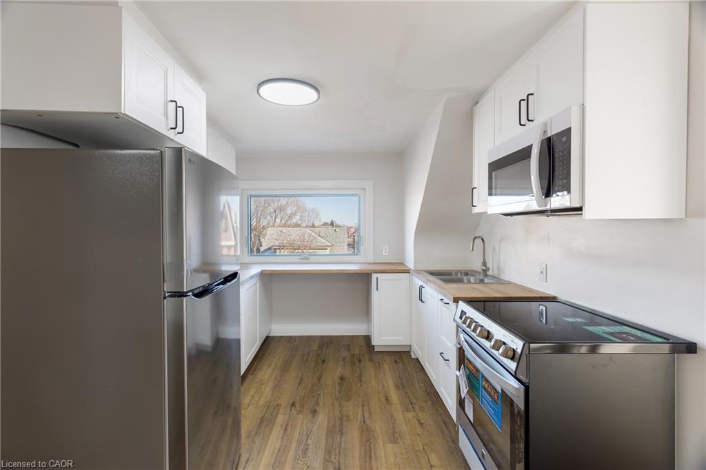 19 Lottridge Street Property Photo 40