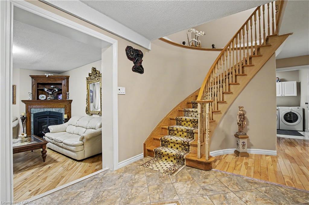 342 Saginaw Parkway Property Photo 6