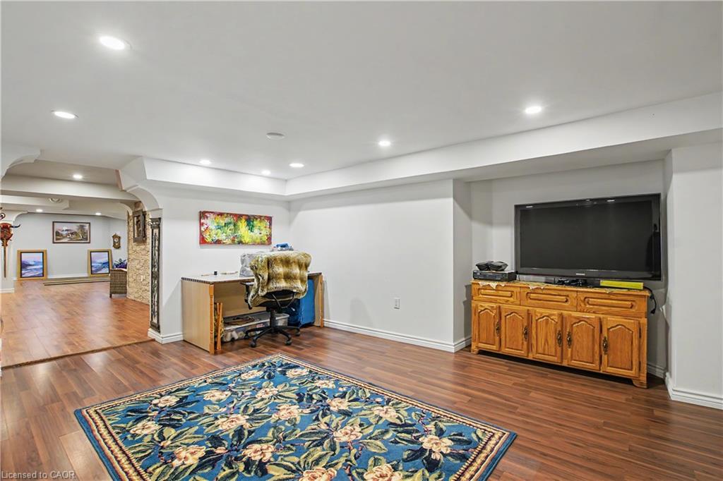 342 Saginaw Parkway Property Photo 27