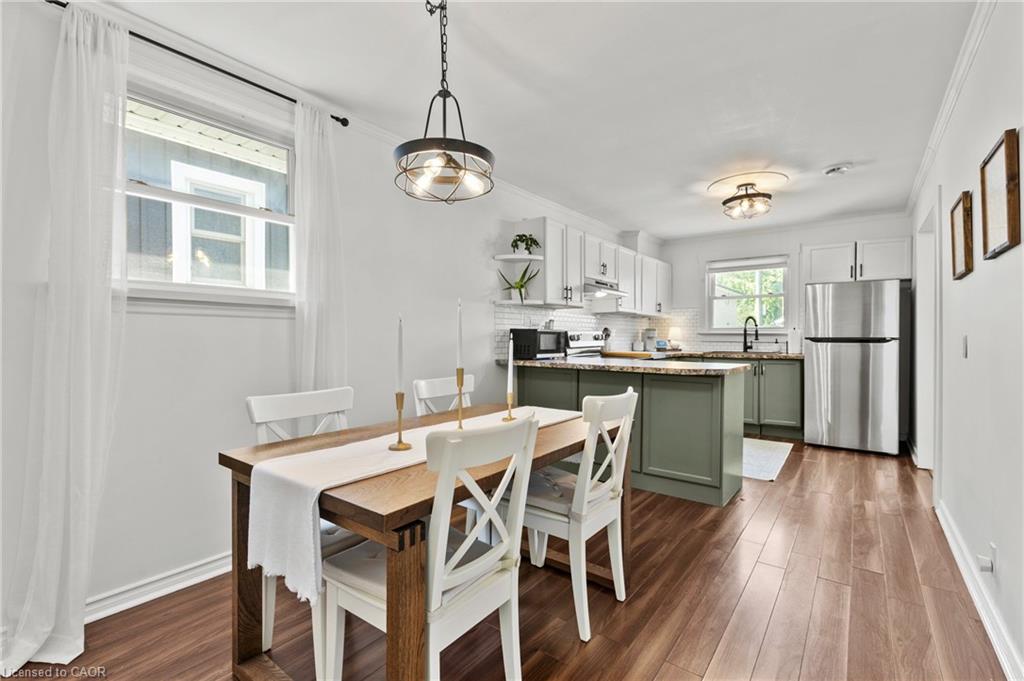 38 Alexandra Boulevard Property Photo 13