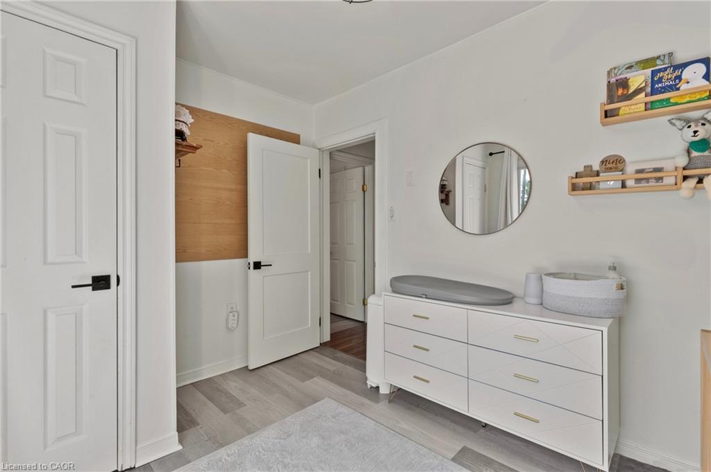 38 Alexandra Boulevard Property Photo 18