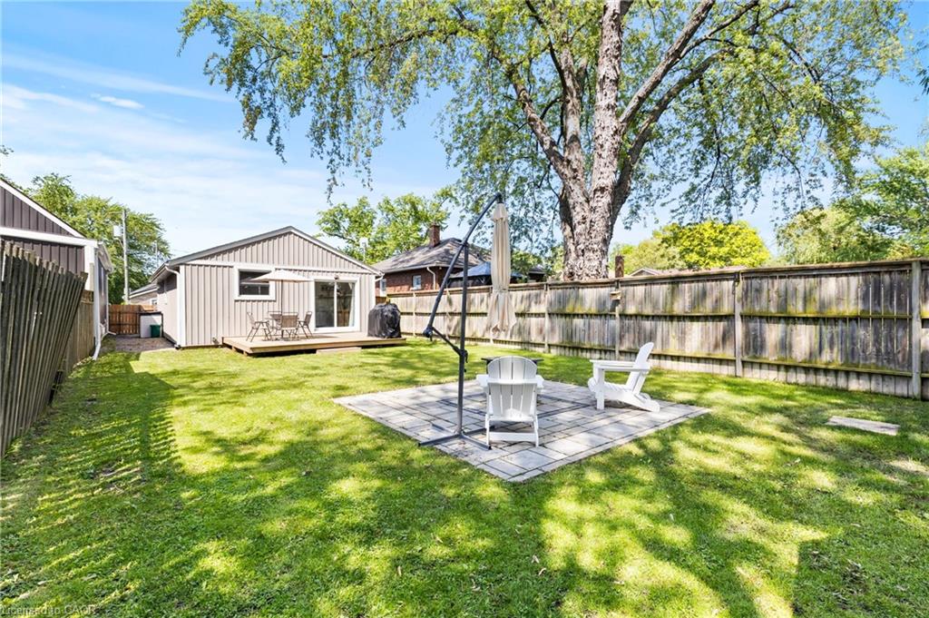 38 Alexandra Boulevard Property Photo 25