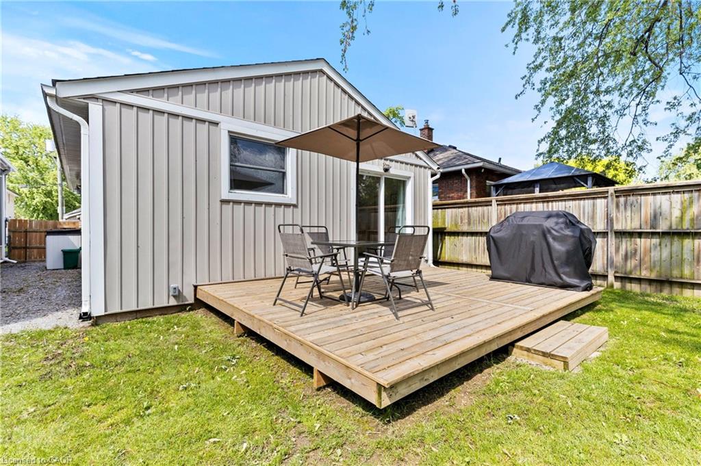 38 Alexandra Boulevard Property Photo 28