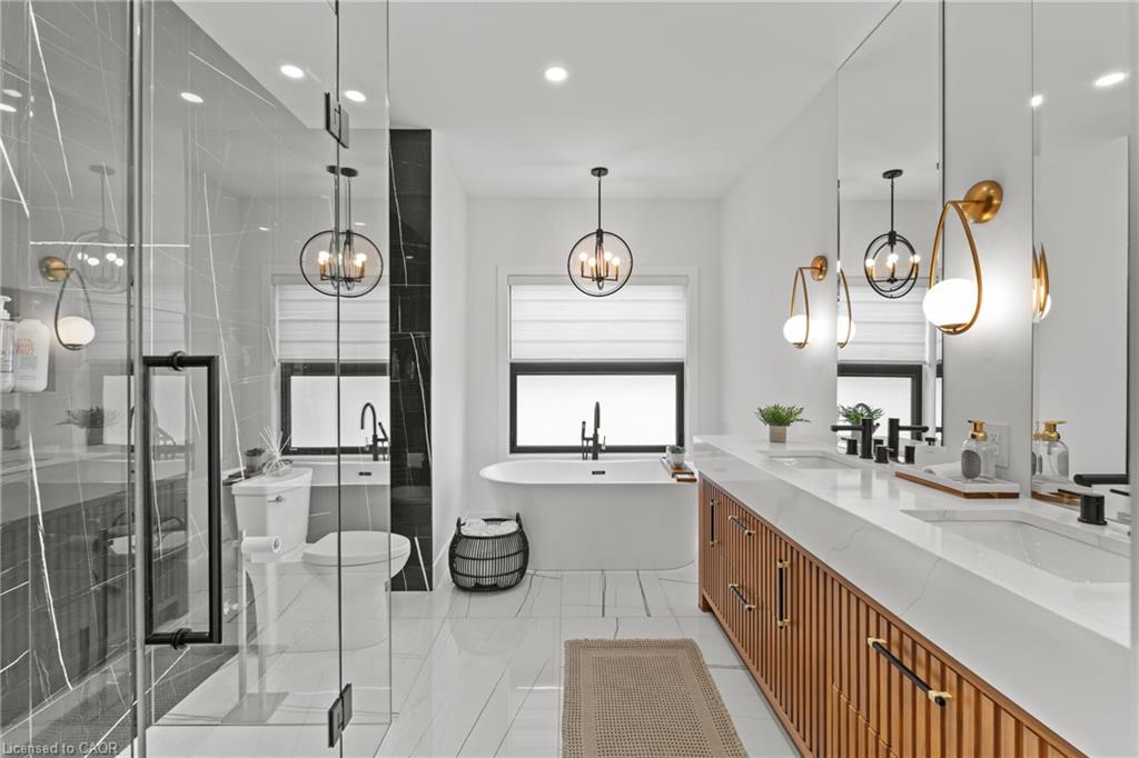 55 Swan Avenue Property Photo 9