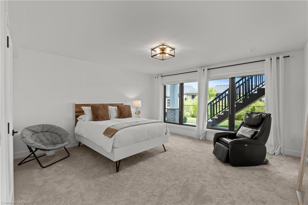 55 Swan Avenue Property Photo 31