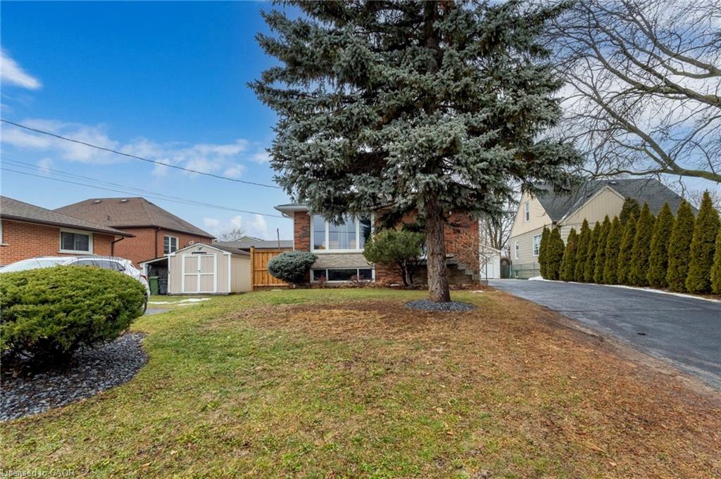 27 Blenheim Drive Property Photo 2