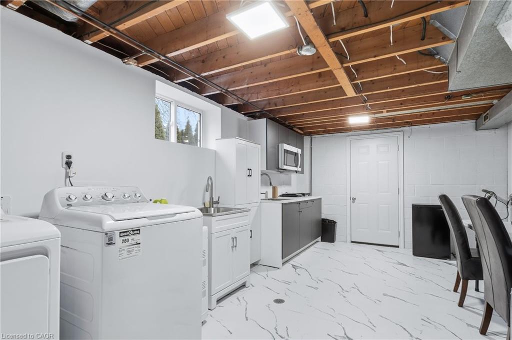 27 Blenheim Drive Property Photo 34