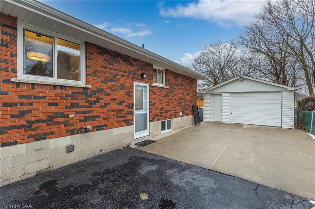 27 Blenheim Drive Property Photo 36