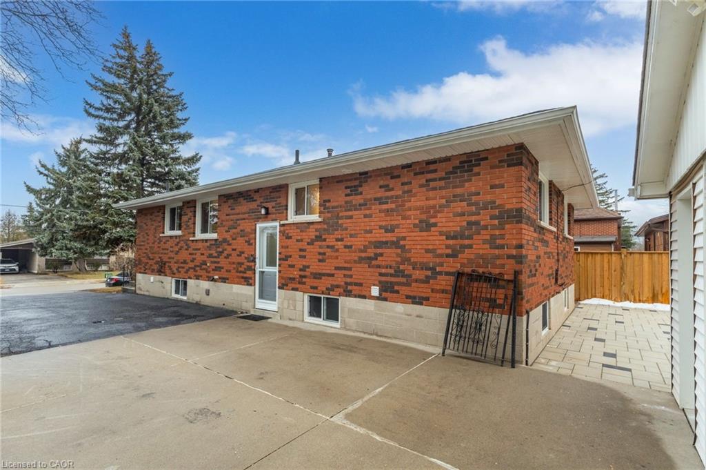 27 Blenheim Drive Property Photo 37