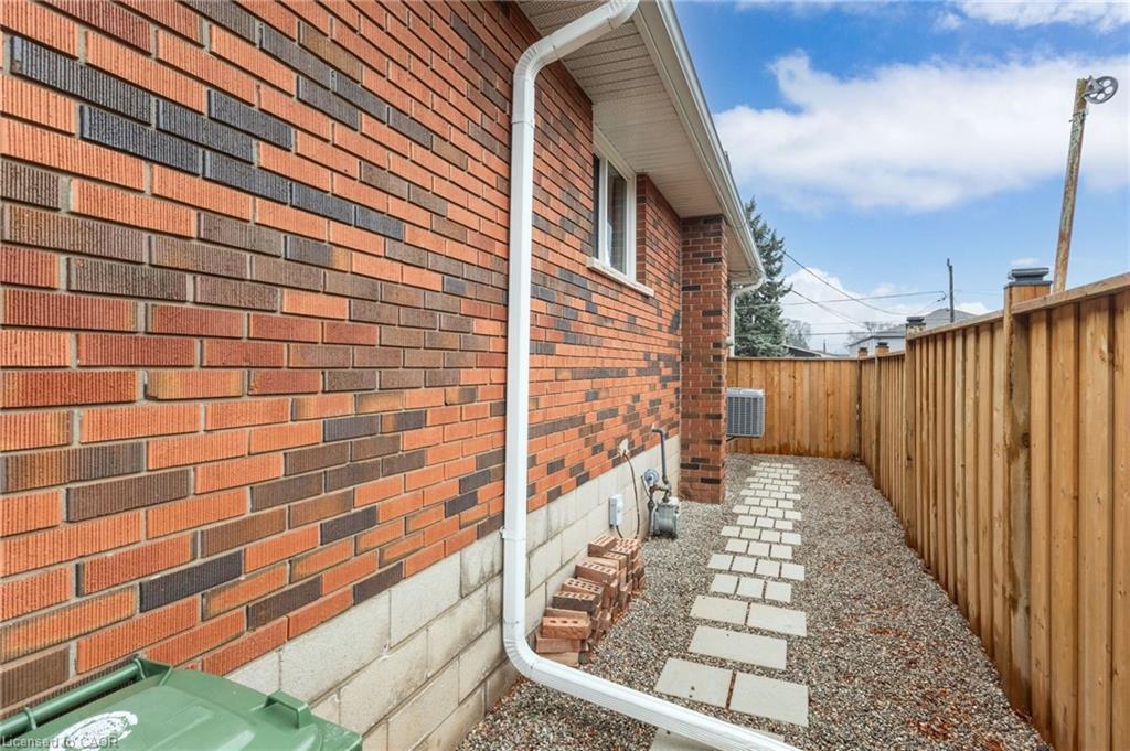 27 Blenheim Drive Property Photo 41